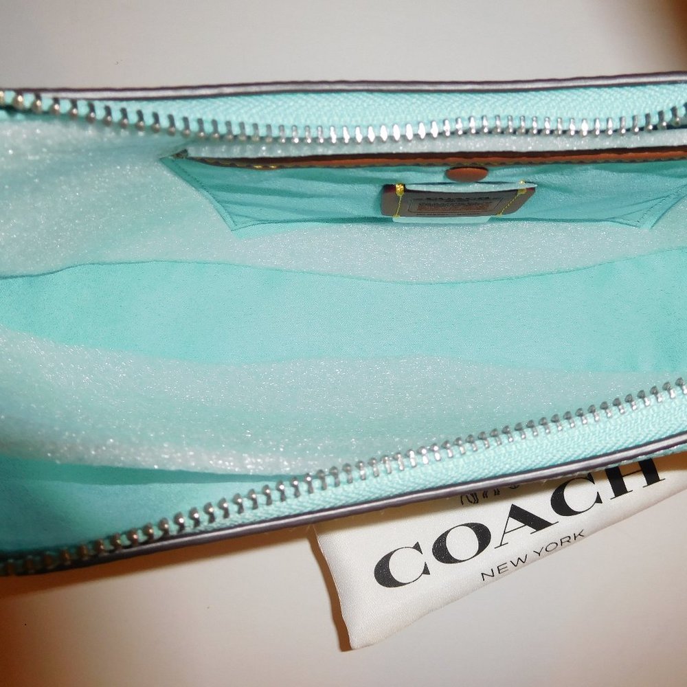 Coach Luna Medium Pebbled Faded Blue/Silver Leather Shoulder Bag—CC439--NWT - Picture 8 of 9